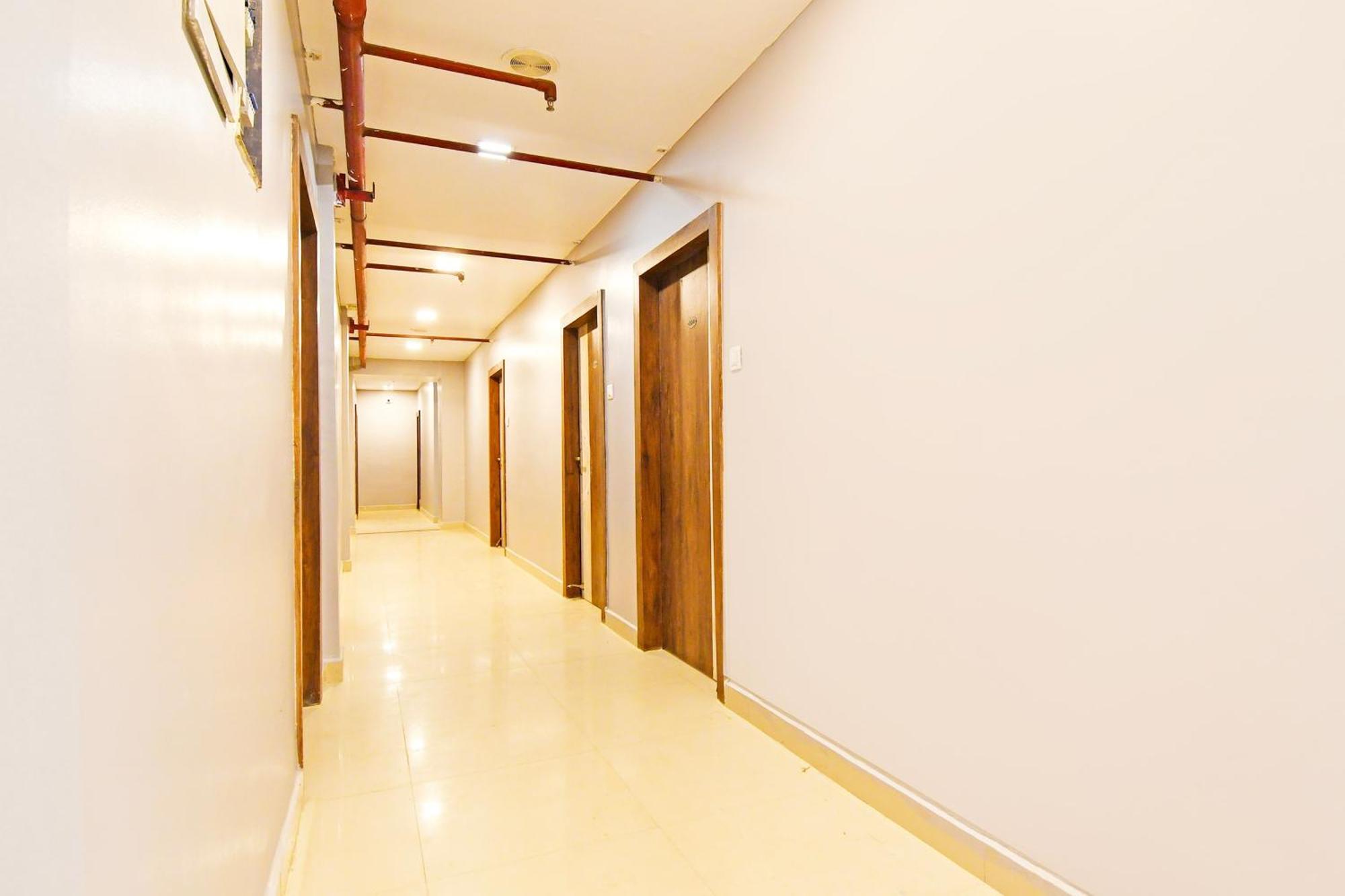 فندق Super Townhouse Mancheswar Industrial Estate بوهفانيشفار المظهر الخارجي الصورة