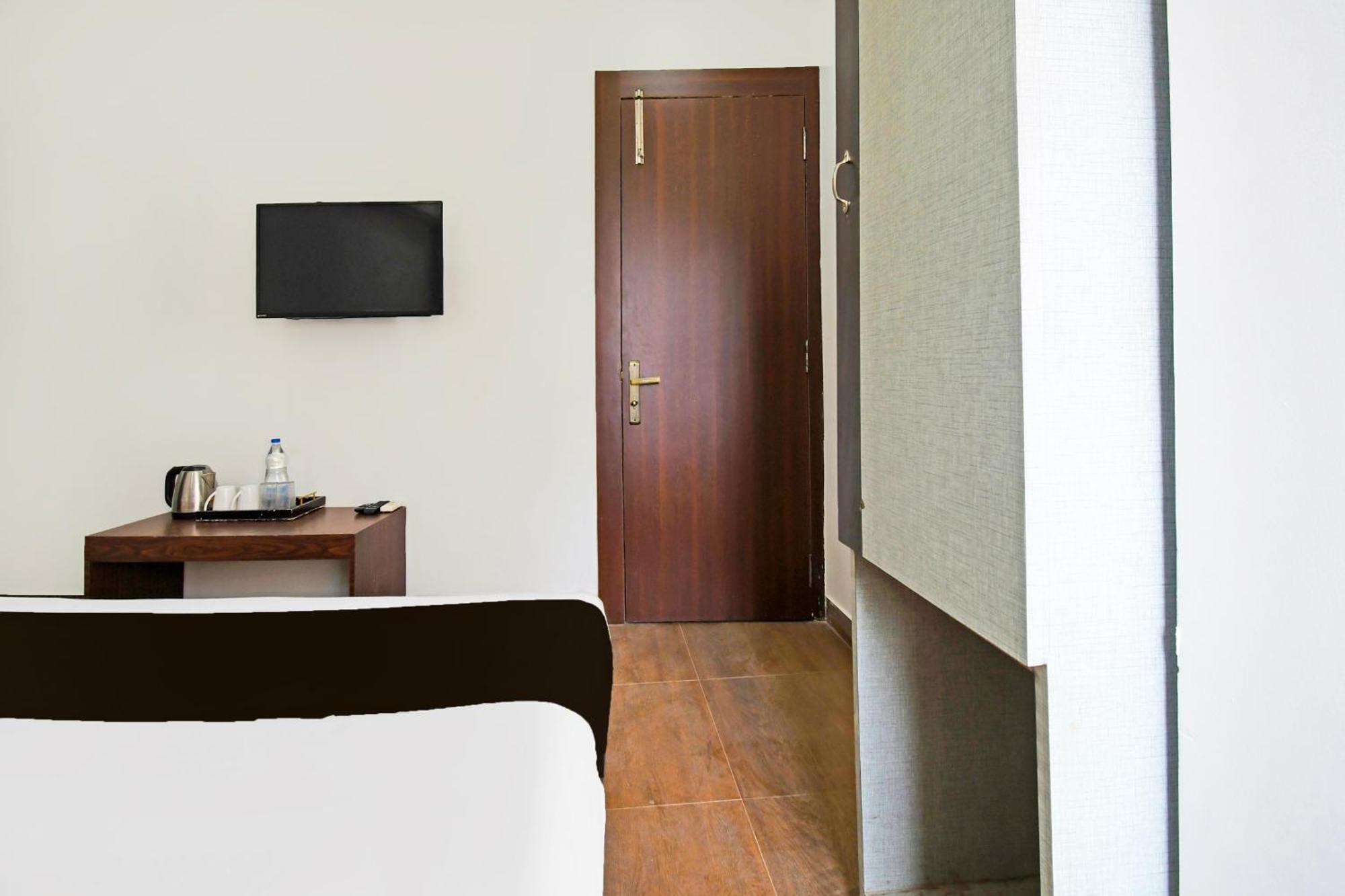 فندق Super Townhouse Mancheswar Industrial Estate بوهفانيشفار المظهر الخارجي الصورة